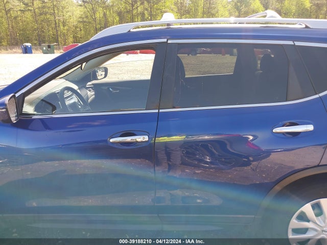 Nissan ROGUE S 2017 5N1AT2MT8HC775910 Image 14