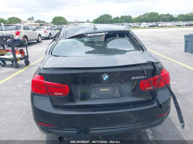 WBA8E1G58GNT33505 BMW 320i