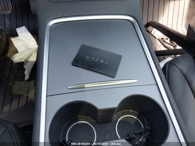 7SAYGDEE6NA012804 Tesla Model Y Long Range Dual Motor All-wheel Drive
