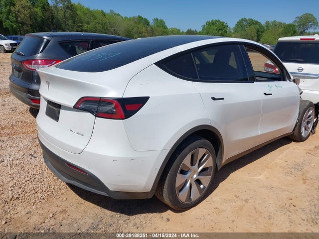 7SAYGDEE6NA012804 Tesla Model Y Long Range Dual Motor All-wheel Drive