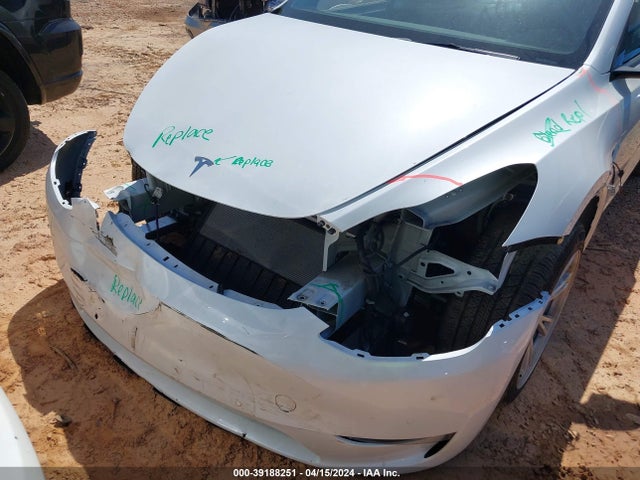 7SAYGDEE6NA012804 Tesla Model Y Long Range Dual Motor All-wheel Drive