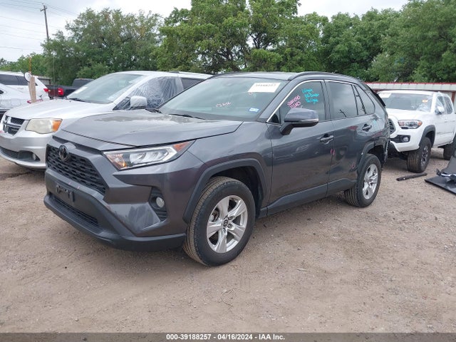 Toyota Rav4 Xle 2021 2T3W1RFV0MC130314 Image 2