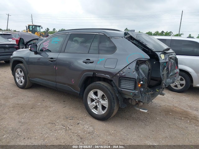 Toyota Rav4 Xle 2021 2T3W1RFV0MC130314 Image 3