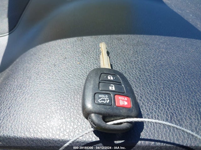 Toyota Rav4 Xle 2016 2T3WFREV9GW265149 Image 11