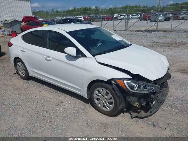 2018 5NPD74LF3JH350506 main image