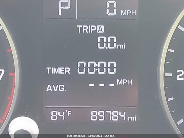 Hyundai ELANTRA SE 2018 5NPD74LF3JH350506 Image 16