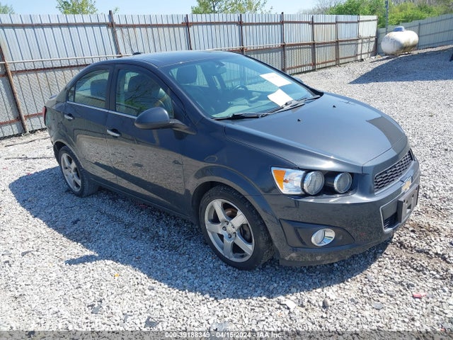 2015 1G1JE5SB0F4182178 main image