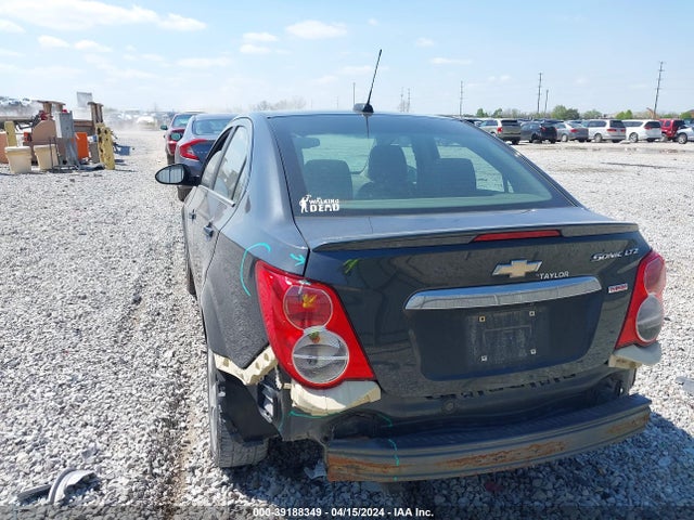 Chevrolet Sonic Ltz Auto 2015 1G1JE5SB0F4182178 Image 6