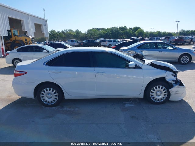 Toyota CAMRY LE 2017 4T1BF1FKXHU415185 Image 13