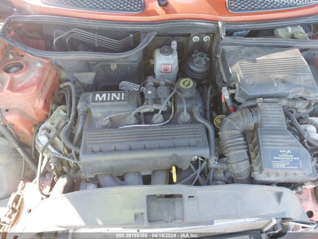 2006 MINI COOPER WMWRF33506TF64575 Photo 9