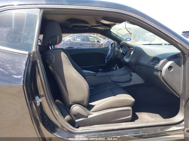 2C3CDZAG0JH245626 Dodge Challenger Sxt