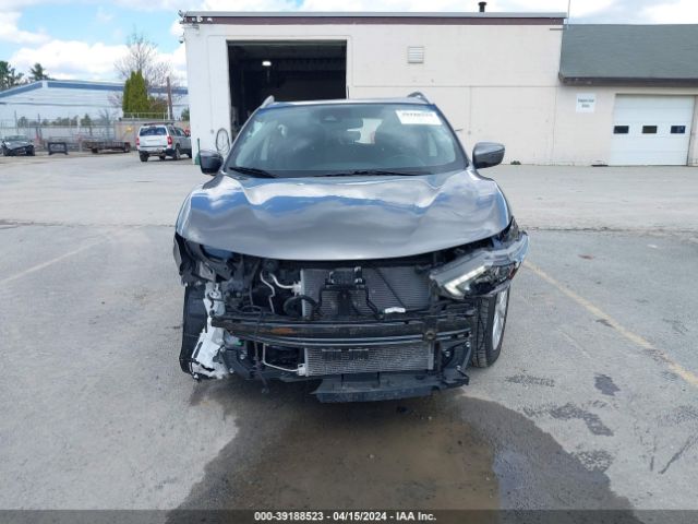 JN1BJ1CR2KW317643 Nissan Rogue Sport Sv