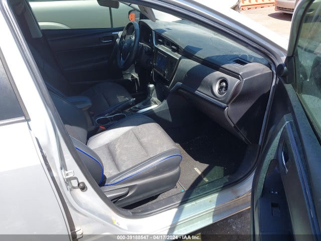 Toyota COROLLA SE 2019 2T1BURHE4KC221904 Image 5