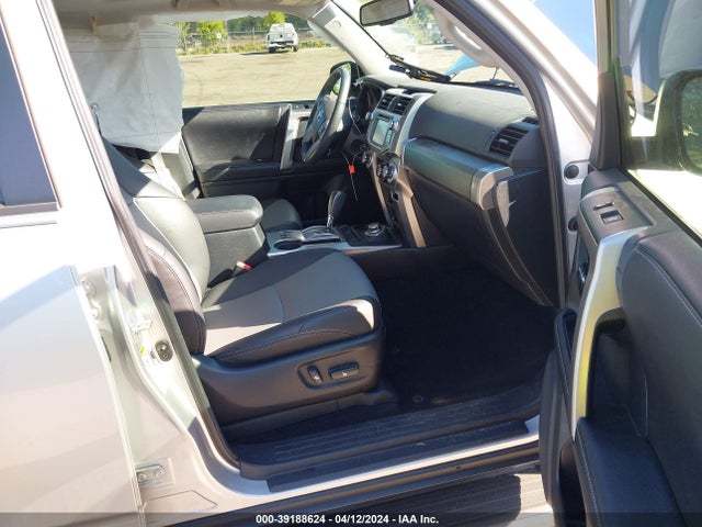 Toyota 4runner Sr5 Premium 2019 JTEBU5JR9K5716551 Image 5