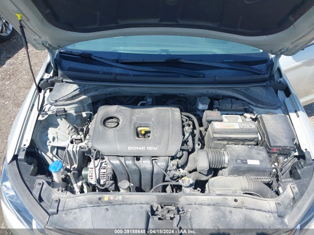 Hyundai ELANTRA SE 2017 5NPD84LF3HH071841 Image 10