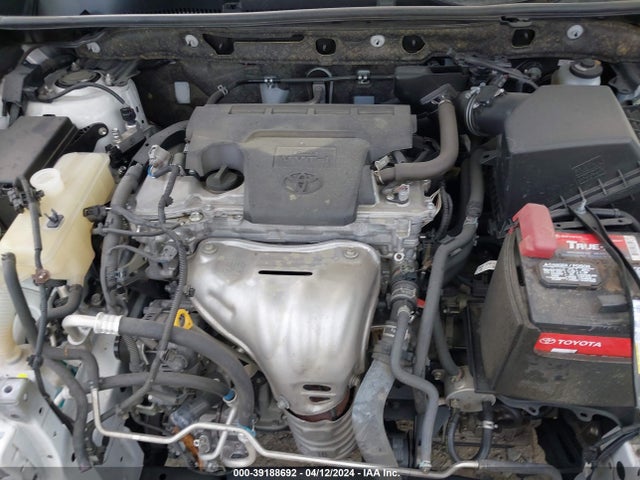 Toyota Rav4 Xle 2018 JTMWFREV8JD111925 Image 10