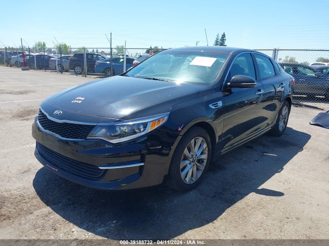 KIA Optima Lx 2018 5XXGT4L33JG269435 Image 2
