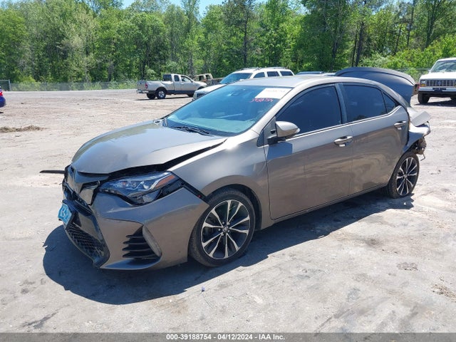 Toyota COROLLA SE 2017 5YFBURHEXHP595071 Image 2