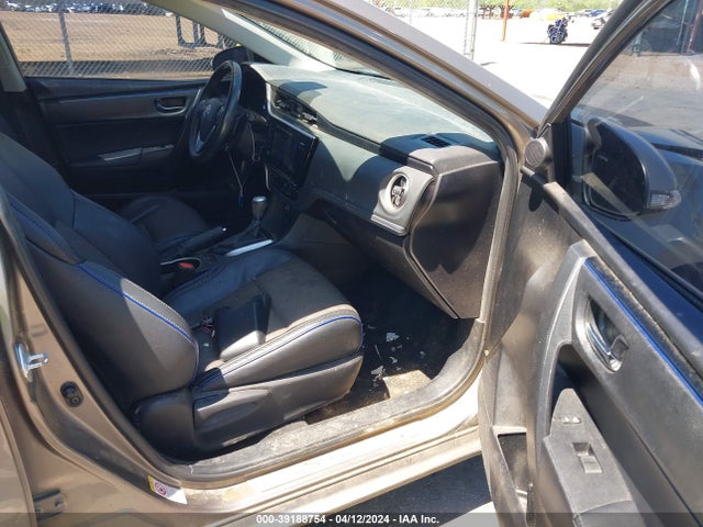 Toyota COROLLA SE 2017 5YFBURHEXHP595071 Image 5