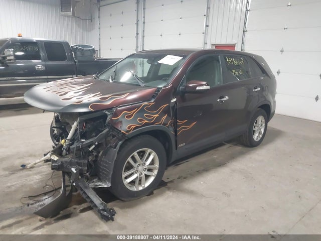 KIA SORENTO LX 2014 5XYKTDA60EG426587 Image 2