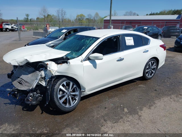 Nissan Altima 2.5 Sr 2017 1N4AL3AP3HC148233 Image 2