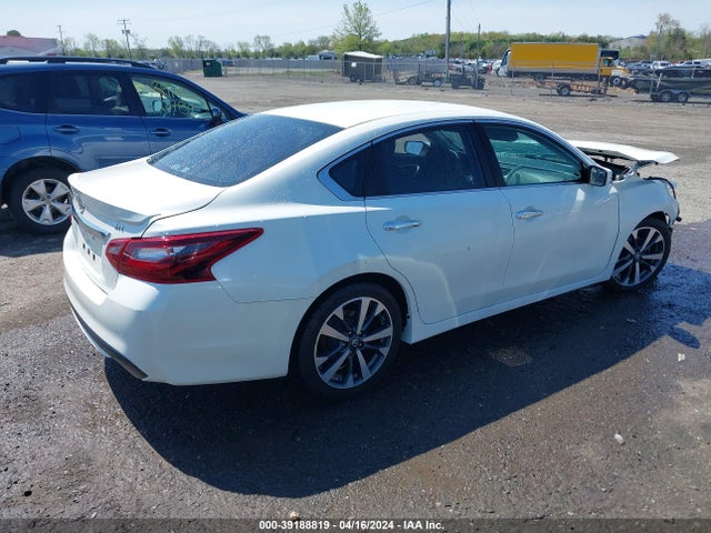 Nissan Altima 2.5 Sr 2017 1N4AL3AP3HC148233 Image 4