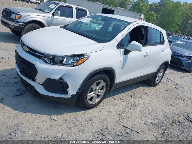 Chevrolet TRAX LS 2019 3GNCJKSB1KL294932 Image 2