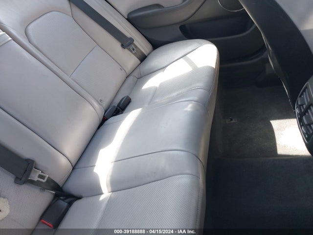 KIA Cadenza Limited 2014 KNALN4D77E5145444 Image 8