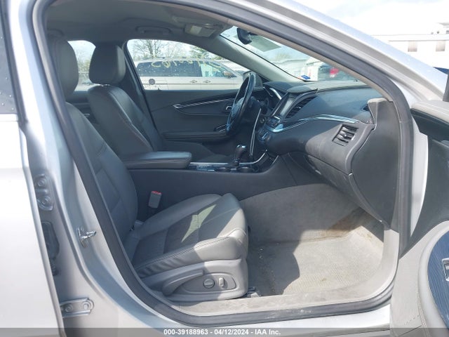 Chevrolet IMPALA 1LT 2017 2G1105SA8H9152920 Image 5