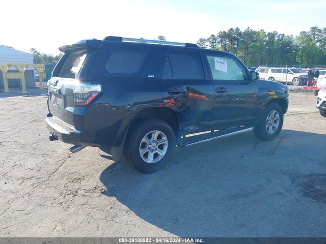 Toyota 4runner Sr5 Premium 2023 JTEFU5JR9P5283984 Image 4