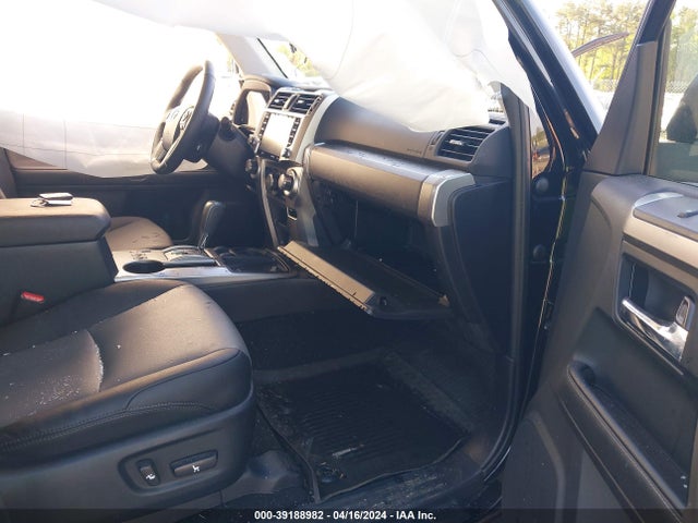 Toyota 4runner Sr5 Premium 2023 JTEFU5JR9P5283984 Image 5