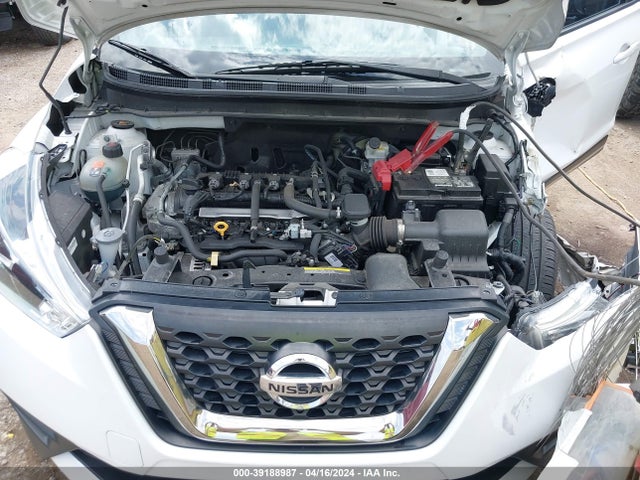 Nissan KICKS SR 2018 3N1CP5CU2JL531082 Image 10
