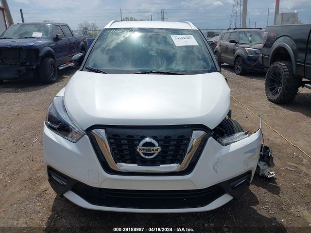 Nissan KICKS SR 2018 3N1CP5CU2JL531082 Image 12