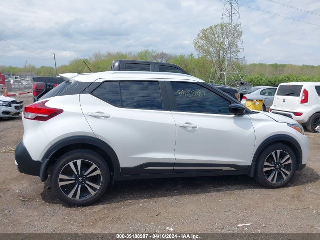 Nissan KICKS SR 2018 3N1CP5CU2JL531082 Image 13
