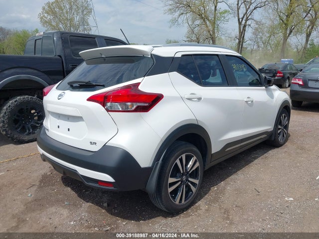 Nissan KICKS SR 2018 3N1CP5CU2JL531082 Image 4