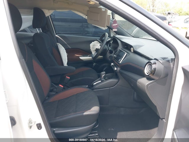 Nissan KICKS SR 2018 3N1CP5CU2JL531082 Image 5