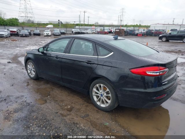 3FA6P0HDXLR258940 Ford FUSION SE