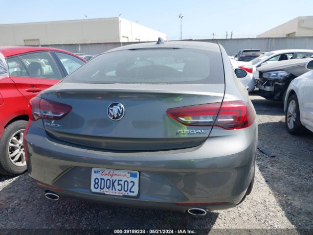 W04GP6SX6J1120303 Buick Regal Sportback Essence