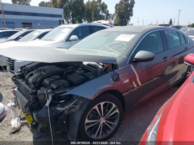 W04GP6SX6J1120303 Buick Regal Sportback Essence
