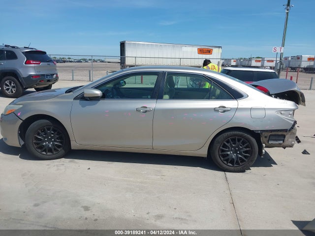 Toyota CAMRY LE 2016 4T4BF1FK0GR523013 Image 15