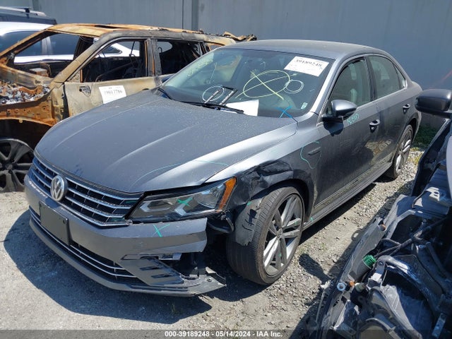 1VWDT7A38HC049464 Volkswagen Passat 1.8t R-line