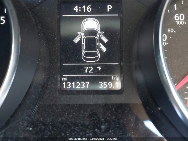 1VWDT7A38HC049464 Volkswagen Passat 1.8t R-line