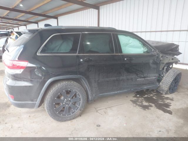 1C4RJEAGXJC429336 Jeep Grand Cherokee Laredo E 4x2