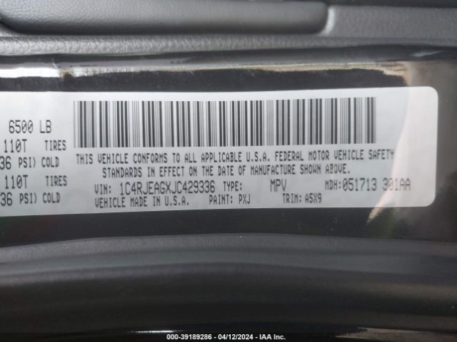 1C4RJEAGXJC429336 Jeep Grand Cherokee Laredo E 4x2