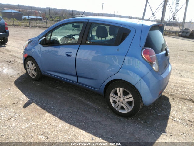 Chevrolet Spark 1lt Auto 2014 KL8CD6S98EC488449 Image 3