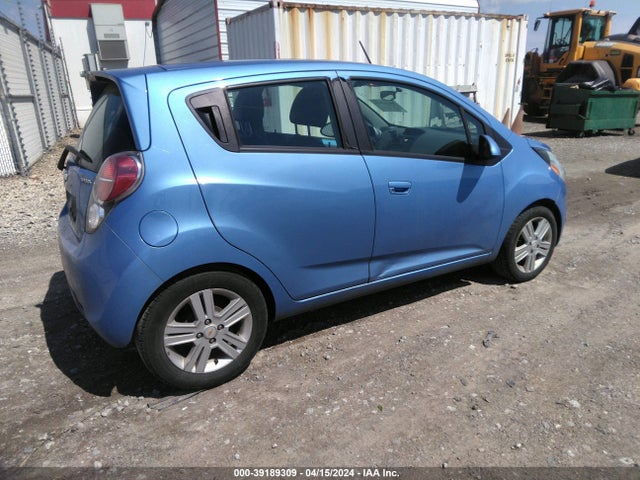 Chevrolet Spark 1lt Auto 2014 KL8CD6S98EC488449 Image 4