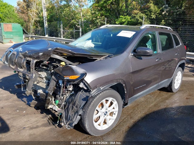 1C4PJLCB3HW661248 Jeep Cherokee Latitude Fwd