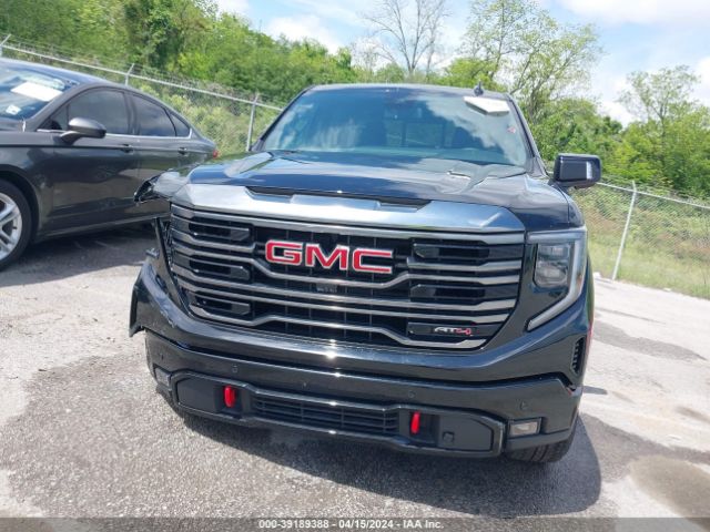 3GTUUEE82RG118559 GMC Sierra 1500 4wd  Short Box At4
