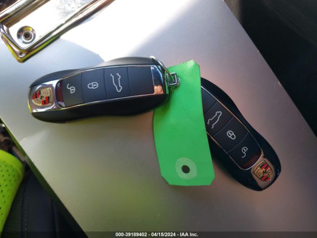 WP1AA2A51JLB13977 Porsche Macan Sport Edition