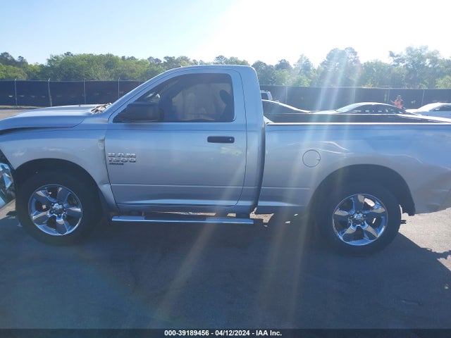 RAM 1500 Classic Express Regular Cab 4x2 6'4 Box 2019 3C6JR6AG7KG507458 Image 14